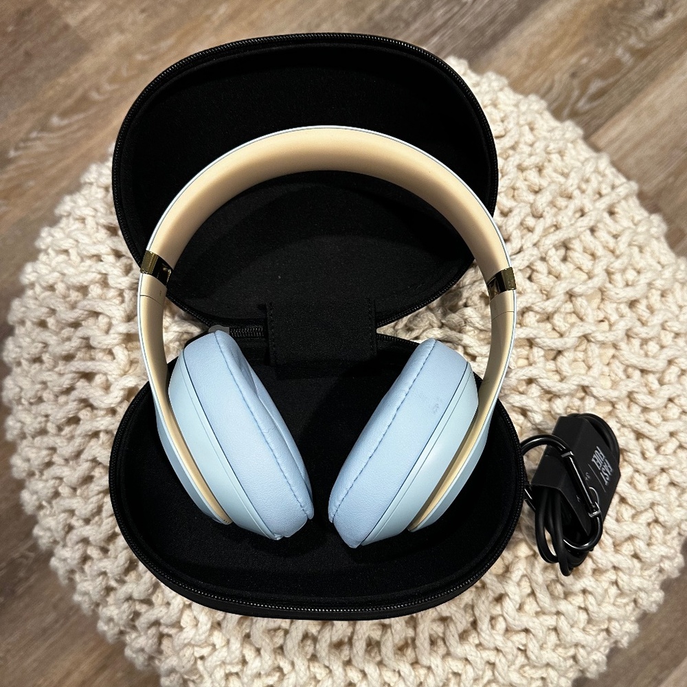 Blue Beat's Headphones